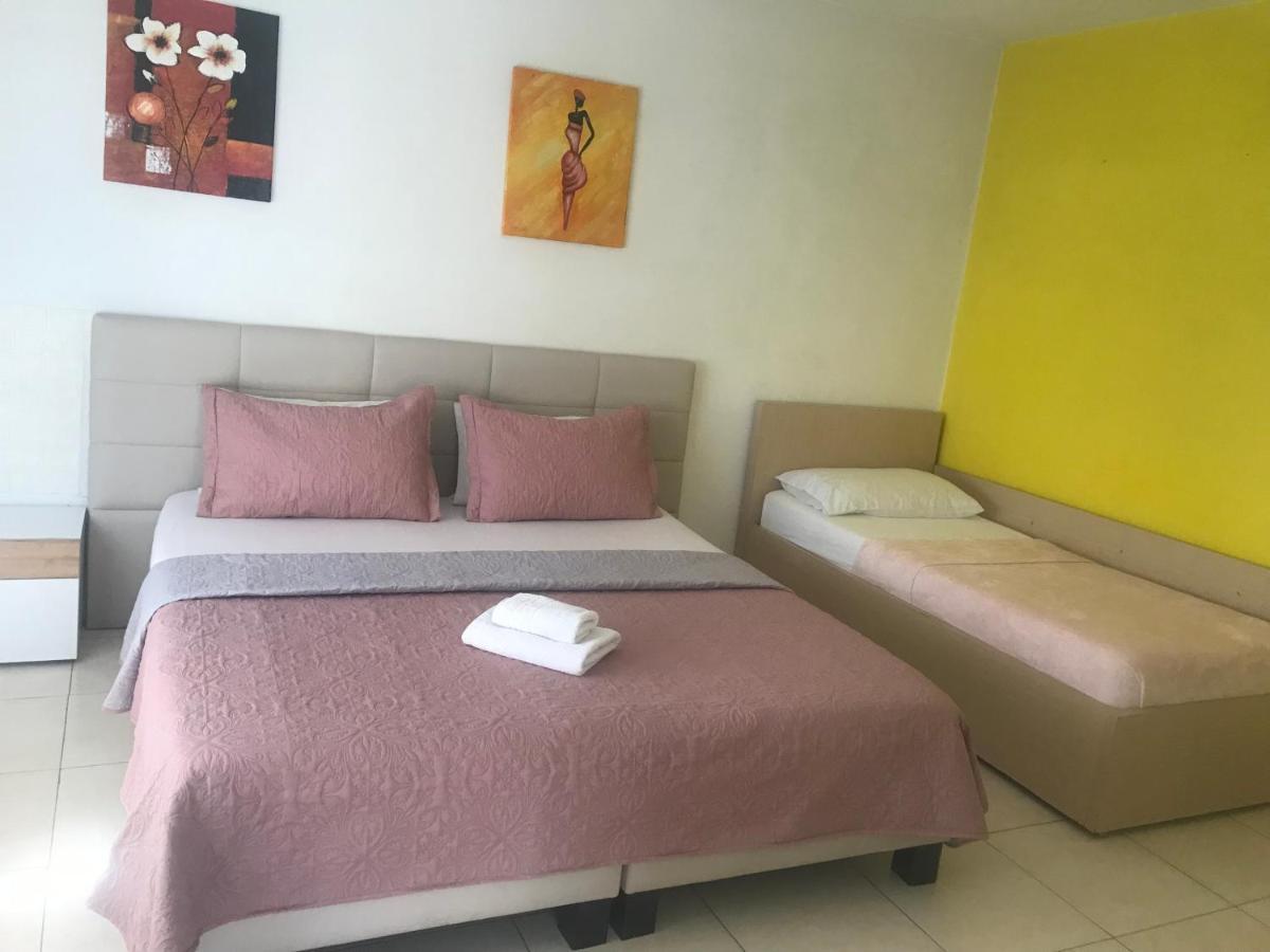 تيرانا Orange Villa Hotel المظهر الخارجي الصورة