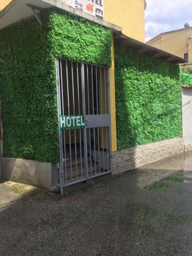 تيرانا Orange Villa Hotel المظهر الخارجي الصورة